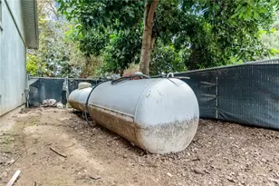 18701 Lort Dr, Visalia, CA 93292 - Photo 35