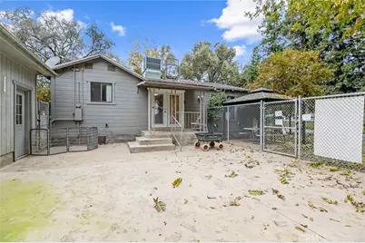 18701 Lort Drive, Visalia, CA 93292 - Photo 23