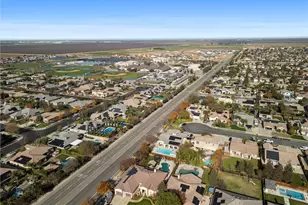 12809 Trafalgar Square, Bakersfield, CA 93312 - Photo 11