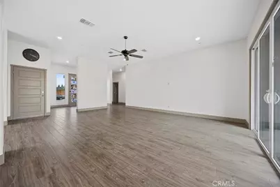 5913 Hawthorn Tree, Bakersfield, CA 93313 - Photo 17