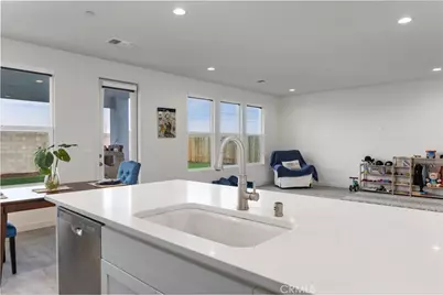 8406 Avon, Bakersfield, CA 93314 - Photo 19