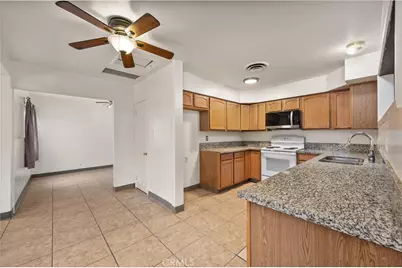 838 20th, Delano, CA 93215 - Photo 11