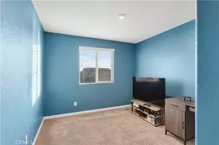 6012 Turquoise Ridge Dr, Bakersfield, CA 93313 - Photo 17