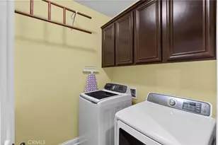 1294 Hollysprings, Santa Maria, CA 93455 - Photo 25