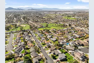 7494 Lemon Street, Fontana, CA 92336 - Photo 21