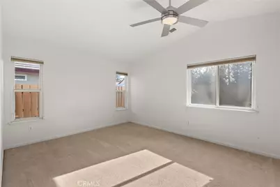 15647 Wooten Court, Kerman, CA 93630 - Photo 17