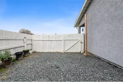 2023 Garvey, Corcoran, CA 93212 - Photo 15