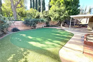 17256 Tennyson Pl, Granada Hills, CA 91344 - Photo 23