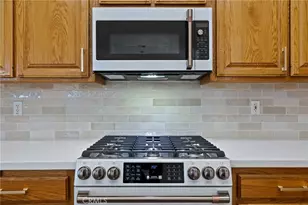 2537 Ollie Ct, Bakersfield, CA 93314 - Photo 7