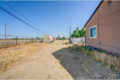 5915 Weedpatch, Bakersfield, CA 93307 - Photo 7