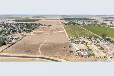 5915 Weedpatch, Bakersfield, CA 93307 - Photo 41