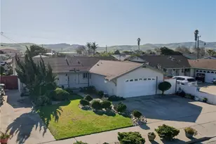 1884 Teakwood, Santa Maria, CA 93455 - Photo 33