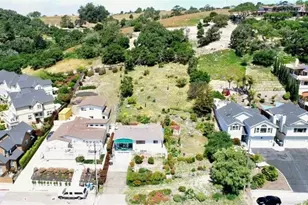 105 Le Point St, Arroyo Grande, CA 93420 - Photo 1