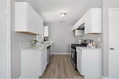 8137 Walpole, California City, CA 93505 - Photo 9