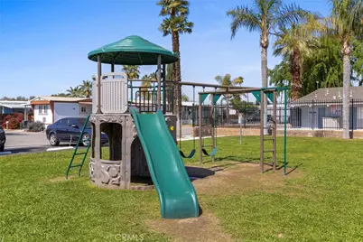 335 Hickorywood Lane, Bakersfield, CA 93308 - Photo 57