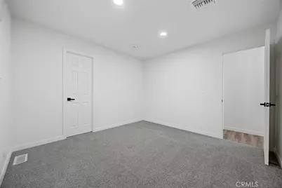 335 Hickorywood Lane, Bakersfield, CA 93308 - Photo 29