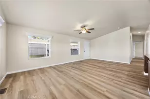 256 Mary Kay Ln, Bakersfield, CA 93308 - Photo 13