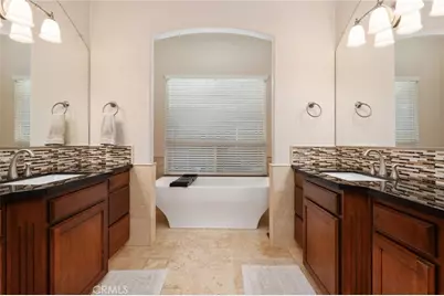 321 N Preston, Visalia, CA 93291 - Photo 35