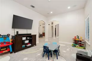 321 N Preston, Visalia, CA 93291 - Photo 9