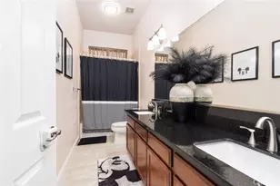 321 N Preston, Visalia, CA 93291 - Photo 31