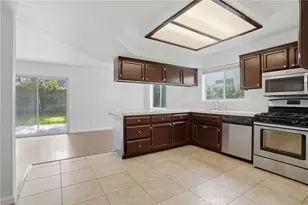 10703 Petalo Dr, Bakersfield, CA 93311 - Photo 9