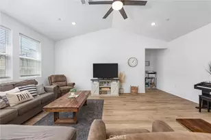 212 Artina Ct, Tehachapi, CA 93561 - Photo 5