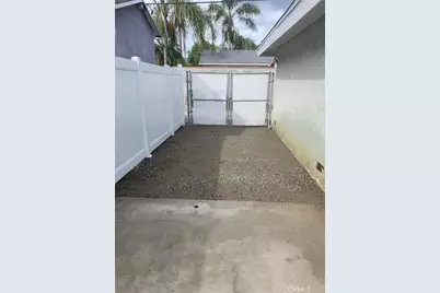 18735 Nordhoff Street, Northridge, CA 91324 - Photo 33