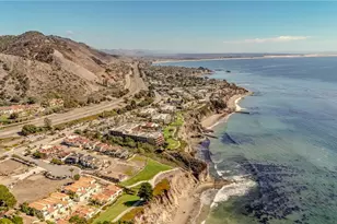 111 Greve Pl, Pismo Beach, CA 93449 - Photo 5