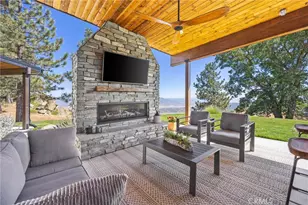 27300 Stirrup Way, Tehachapi, CA 93561 - Photo 17