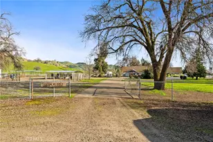39500 Millwood, Woodlake, CA 93286 - Photo 3