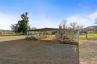 39500 Millwood, Woodlake, CA 93286 - Photo 45