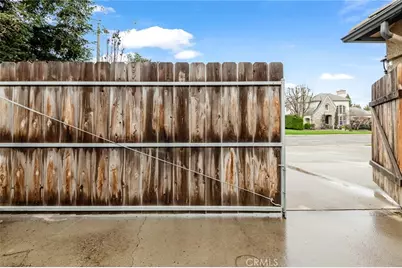 5417 W Buena Vista, Visalia, CA 93291 - Photo 35