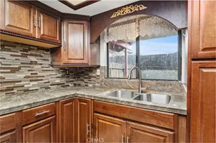 813 Orangewood, Bakersfield, CA 93306 - Photo 25