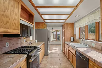 914 S McClelland, Santa Maria, CA 93454 - Photo 21