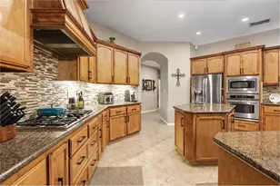 205 Somerford Ct, Bakersfield, CA 93312 - Photo 35