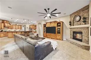 205 Somerford Ct, Bakersfield, CA 93312 - Photo 29