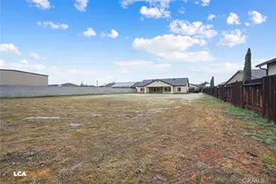 3226 Batch Ln, Bakersfield, CA 93312 - Photo 25