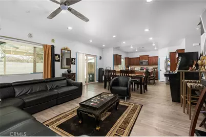 2327 N Elm, Visalia, CA 93291 - Photo 19