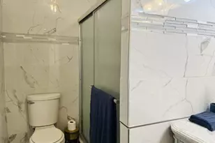 824 N Willis, Visalia, CA 93291 - Photo 21