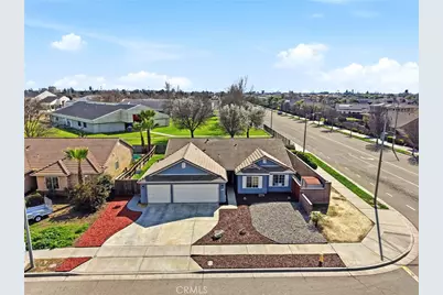 865 Avalon Drive, Lemoore, CA 93245 - Photo 7