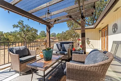 24351 Willow Pass Drive, Tehachapi, CA 93561 - Photo 21