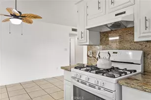 4605 Parkwood Ct, Bakersfield, CA 93309 - Photo 7