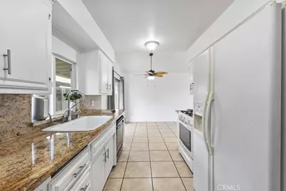 4605 Parkwood Court, Bakersfield, CA 93309 - Photo 9