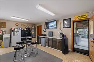 29501 Hart Oaks Dr, Keene, CA 93531 - Photo 43