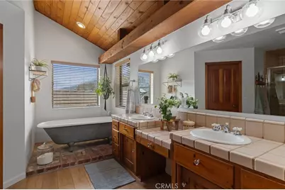 29501 Hart Oaks Drive, Keene, CA 93531 - Photo 35