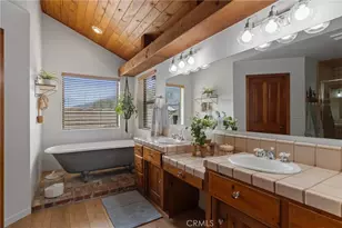 29501 Hart Oaks Dr, Keene, CA 93531 - Photo 35