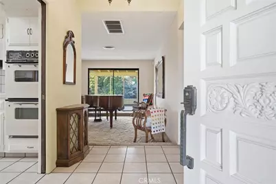 1807 Manning, Bakersfield, CA 93309 - Photo 5