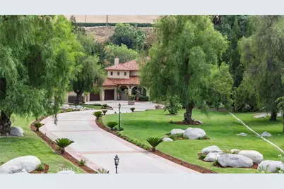 14025 Yokuts, Bakersfield, CA 93306 - Photo 3