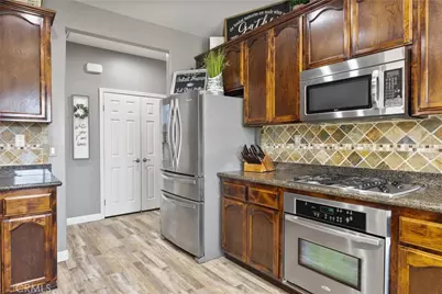 10407 Revere Beach, Bakersfield, CA 93314 - Photo 29