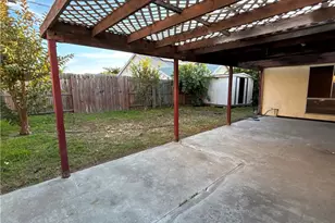 994 E Gladwick St, Carson, CA 90746 - Photo 15